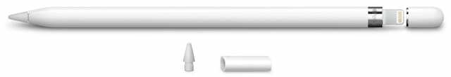 Apple Pencil med ekstra spids og lynadapter.
