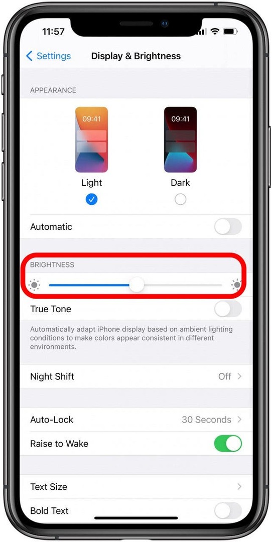 trascina il cursore per regolare la luminosità sul tuo iPhone.