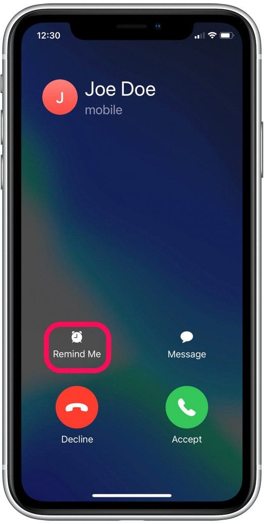 कॉल करने वाले को बाद में वापस कॉल करने के लिए रिमाइंडर प्राप्त करने के लिए रिमाइंड मी का चयन करें