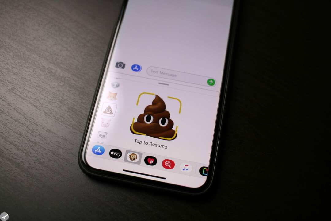 Animoji กับ AR Emoji