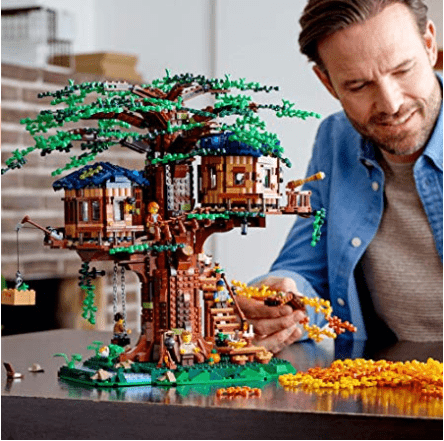 Hiša na drevesu Lego