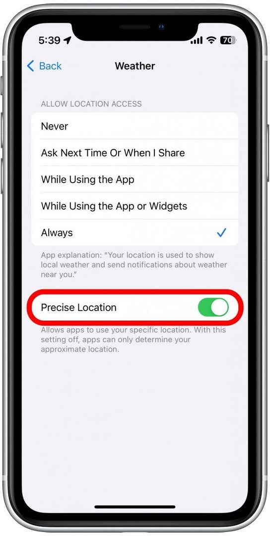 Торкніться перемикача поруч із «Точне місцезнаходження», якщо він ще не зелений.