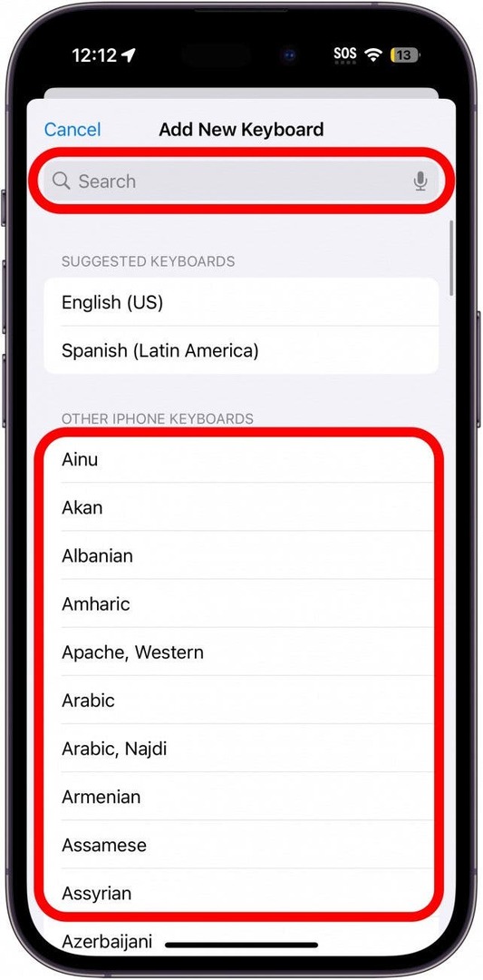 menu de teclados do iphone com barra de pesquisa e lista de idiomas circulados em vermelho