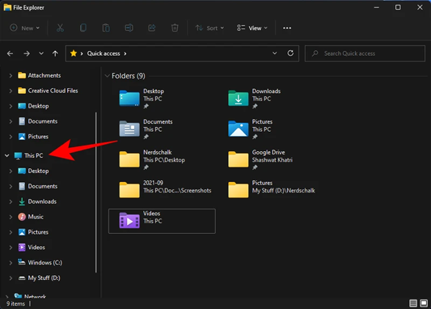 pilih PC ini dari panel kiri File Explorer Anda