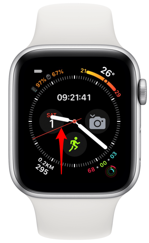 เปิดศูนย์ควบคุมบน Apple Watch ของคุณ 