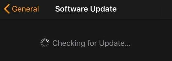 Apple Watch ir iestrēdzis, pārbaudot atjauninājumus
