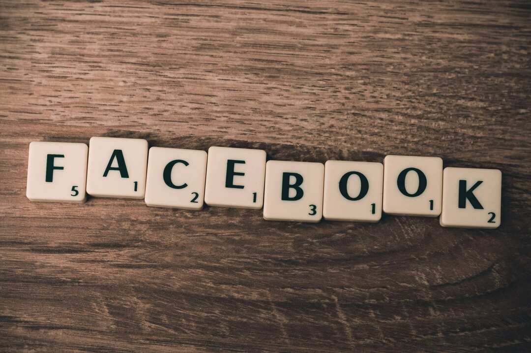 Facebook vs. Funkcije proti oglaševanju iOS 14