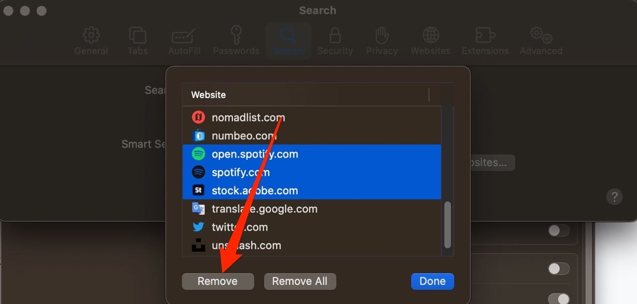 Снимок экрана, показывающий, как удалять веб-сайты в Быстром поиске веб-сайтов на macOS
