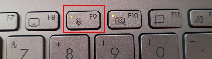 Bouton micro sur ordinateur Windows 11