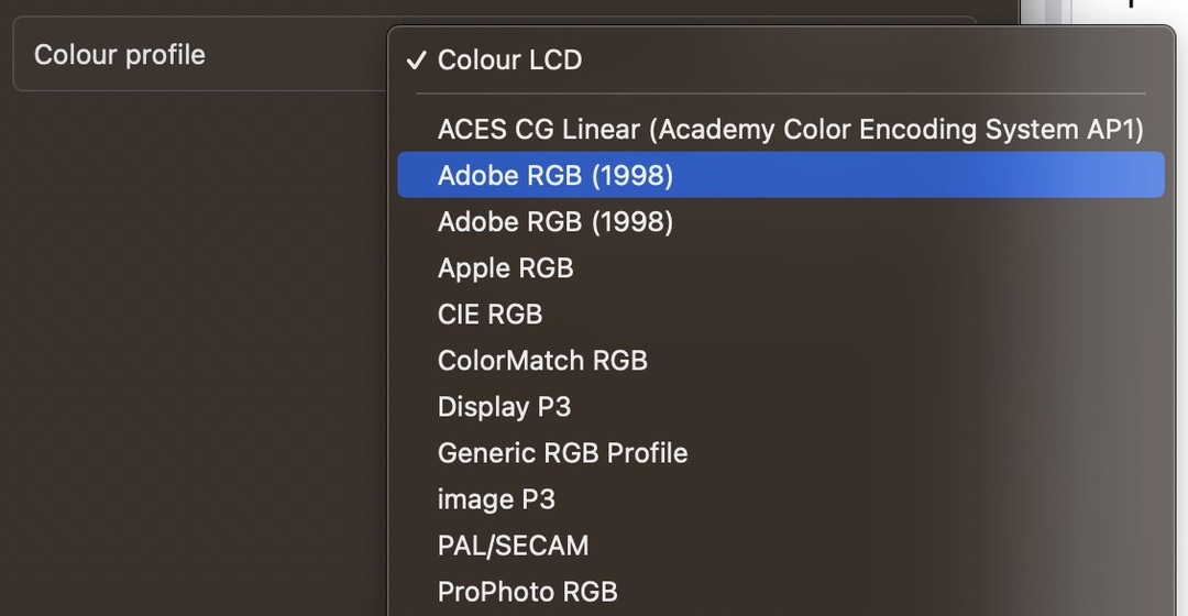 Wybierz swój profil kolorów Zrzut ekranu komputera Mac