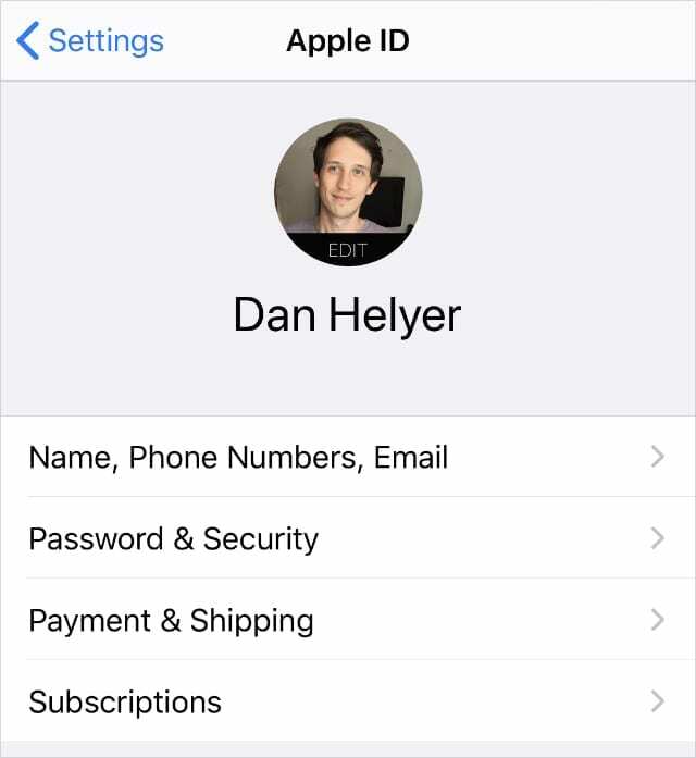 Apple ID-innstillinger på iPhone