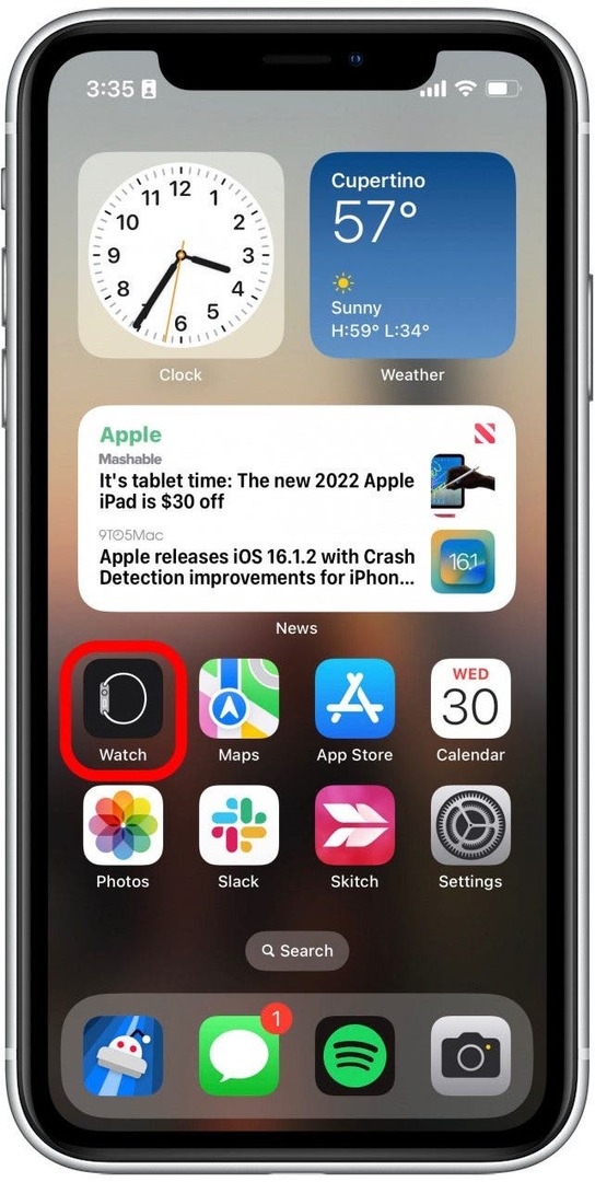 Na svojom iPhone otvorte aplikáciu Watch.