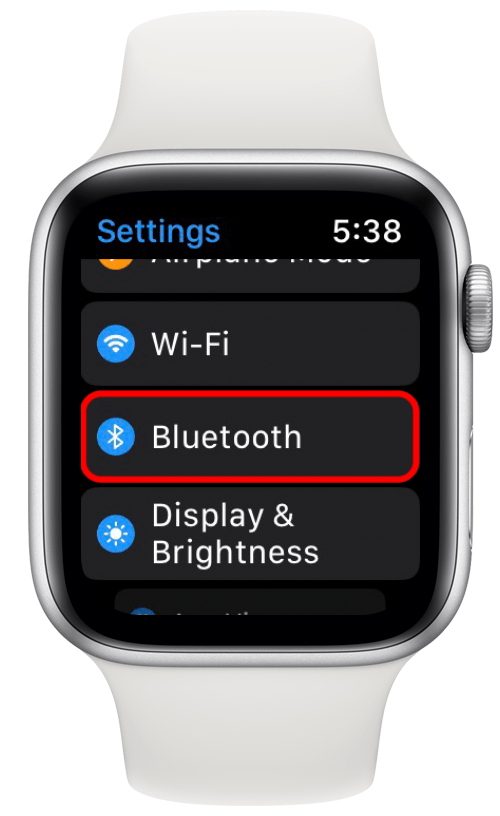 Faites défiler vers le bas et appuyez sur Bluetooth.