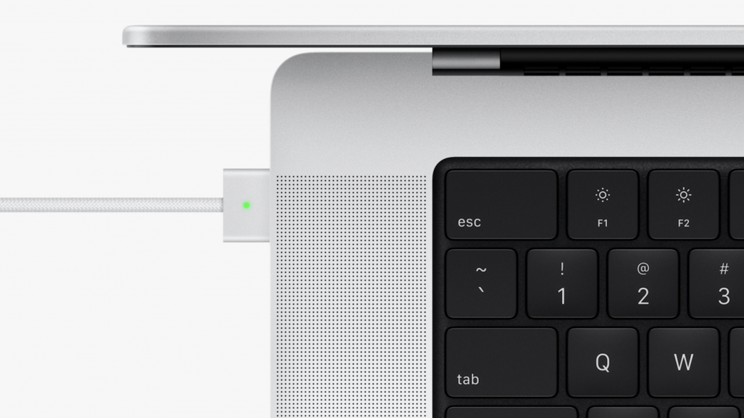 MagSafe لجهاز MacBook Pro الجديد