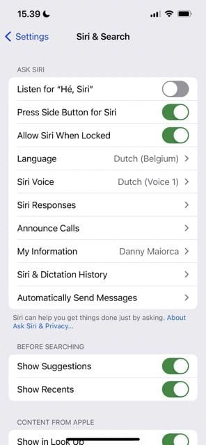 لقطة شاشة تعرض لغة تم تغييرها الآن على Siri