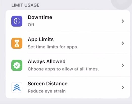 Korlátozza a használatot és a képernyő távolságát az iOS 17 rendszerben 