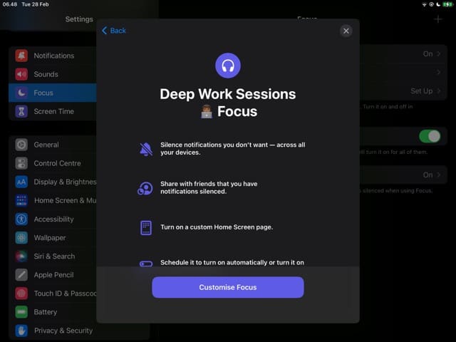 Zrzut ekranu przedstawiający tekst trybu skupienia w systemie iPadOS