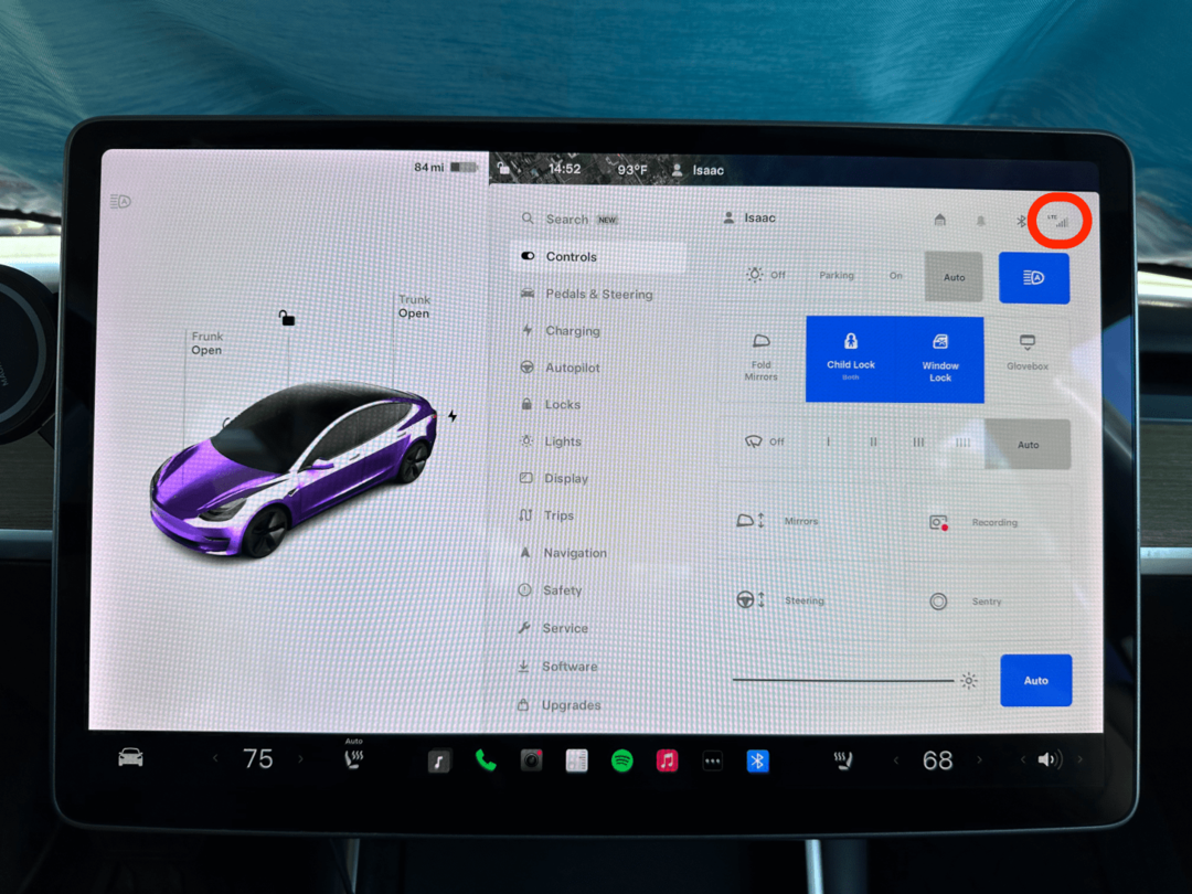 Tapnite ikono LTE v zgornjem desnem kotu zavihka Controls.