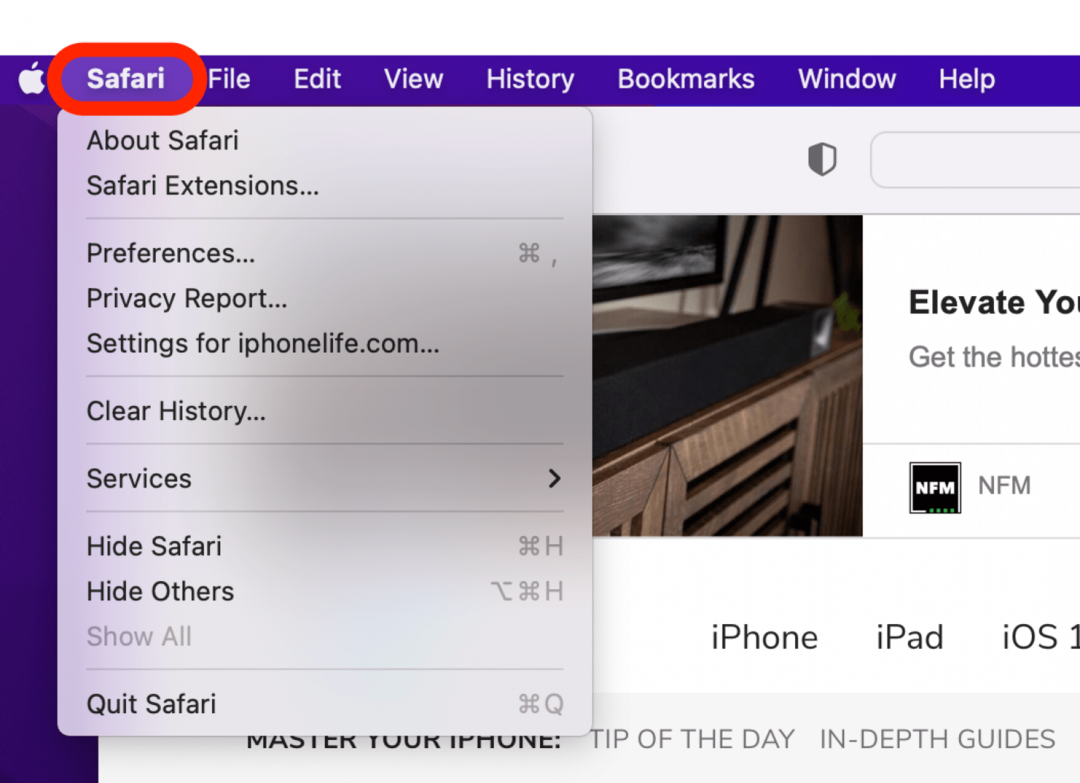 fai clic su Safari per il menu del browser Web Safari