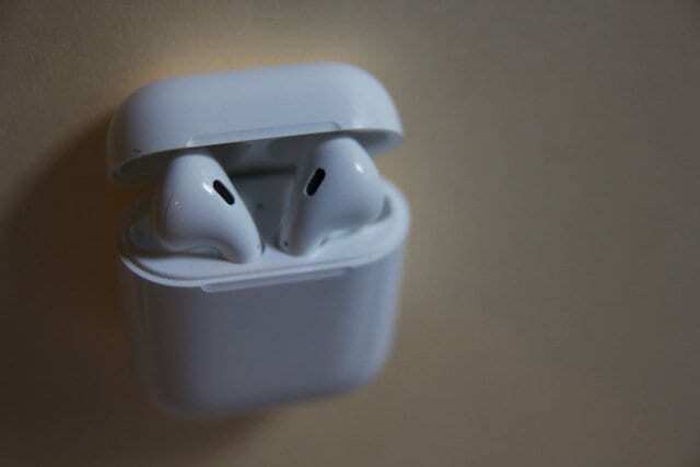 AirPods 및 기타 무선 이어폰 청소 방법