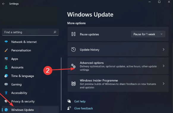 Nyissa meg a Windows Update szolgáltatást, és válassza a Speciális beállítások lehetőséget