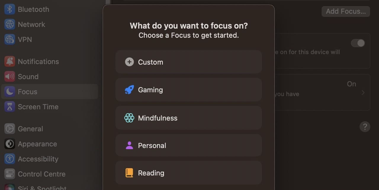 Captura de tela mostrando como escolher um modo de foco personalizado no macOS
