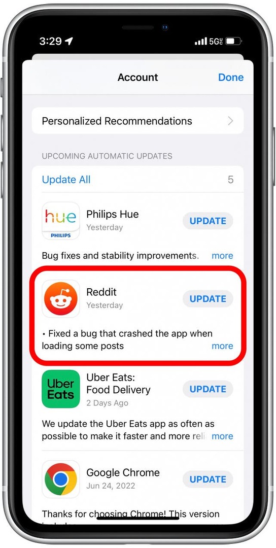 Scroll naar beneden om de app te vinden die je wilt updaten.