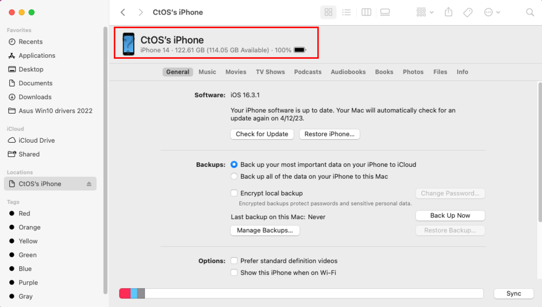 Een gesynchroniseerde iPhone op de Mac Finder-app