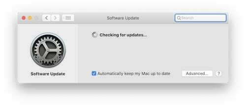 Schermafbeelding van macOS-systeemvoorkeuren bij het zoeken naar updates