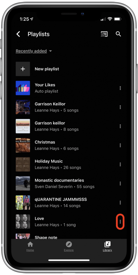 Seleziona i tre punti accanto alla tua playlist di YouTube Music da modificare