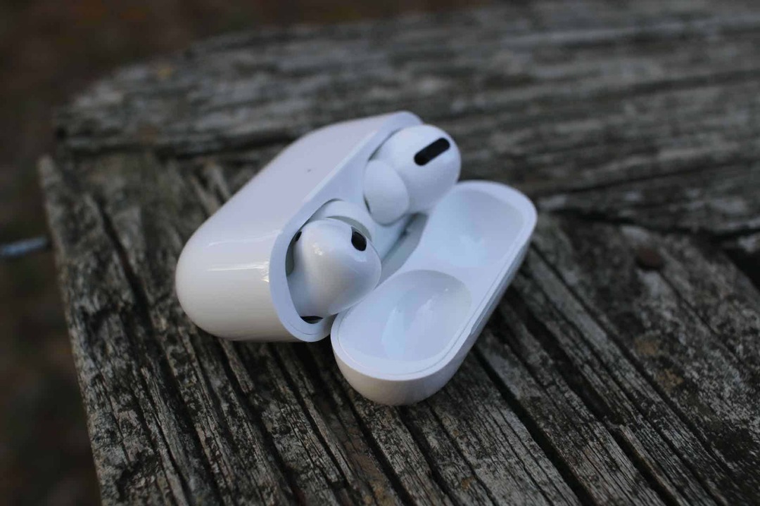 AirPods Pro The Complete Guide Hero