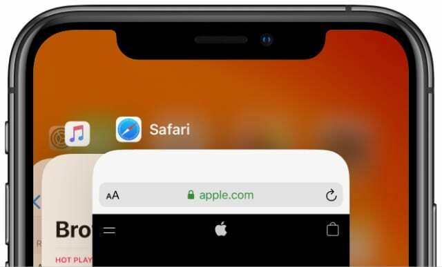 Visualizzazione del commutatore di app per iPhone con l'app Safari per chiudere