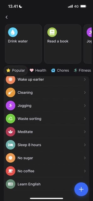 Zrzut ekranu przedstawiający różne kategorie nawyków w Brite