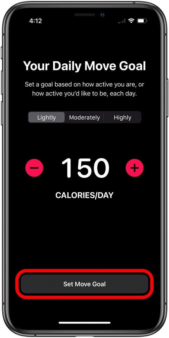 Экран настройки фитнеса для выбора ежедневной цели движения с помеченной кнопкой «Установить цель движения».
