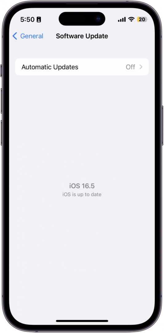Snímek obrazovky zobrazující obrazovku aktualizace systému iOS s nápisem „iOS 16.5, iOS je aktuální“