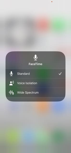 Виберіть Voice Isolation на своєму iPhone