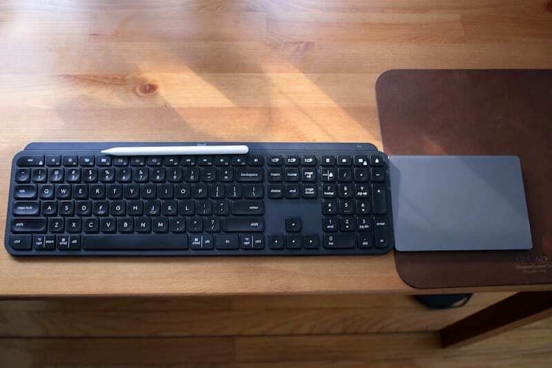 Teclas MX y Trackpad 2, una al lado de la otra