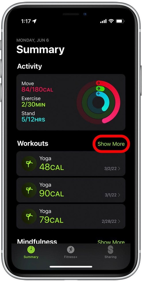 वर्कआउट के आगे शो मोर पर टैप करें।