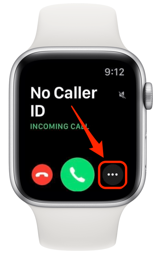 Toque el icono de tres puntos para transferir la llamada de Apple Watch a iPhone