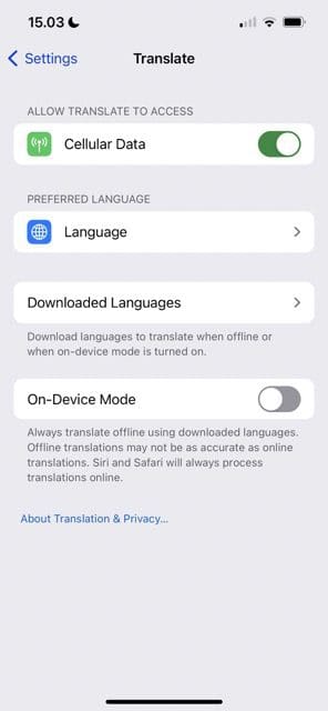 снимок экрана, показывающий, как загружать новые языки в Apple Translate