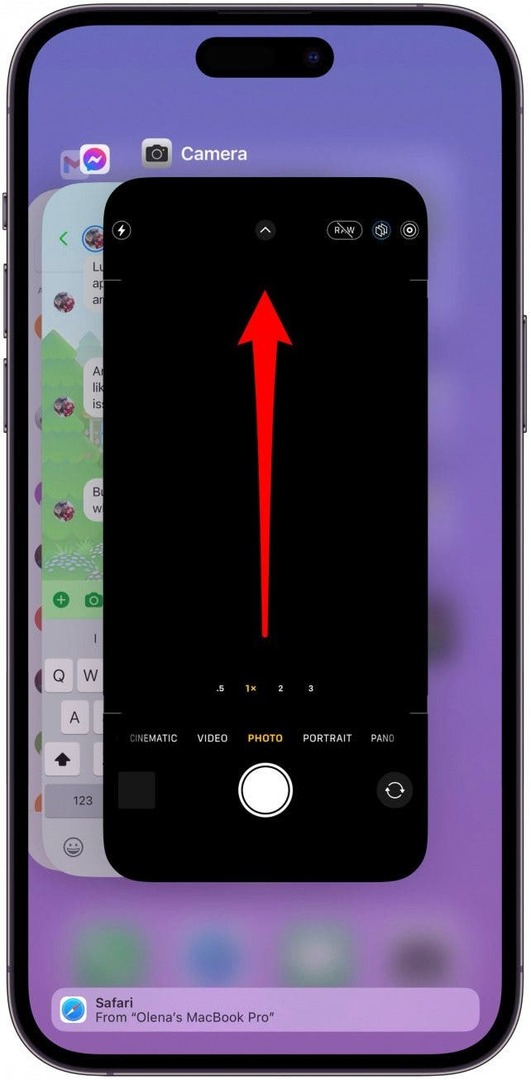 Перезапустите приложение «Камера», проведя вверх от нижней части экрана, а затем проведя вверх по приложению, которое хотите закрыть.
