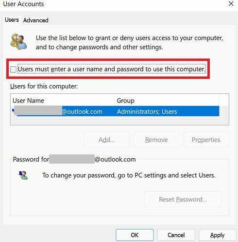 Uživatelé musí zadat uživatelské jméno a heslo, aby mohli počítač používat