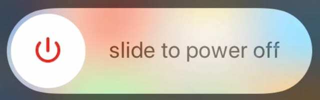 Pabīdiet, lai iPhone vai iPad izslēgtu.