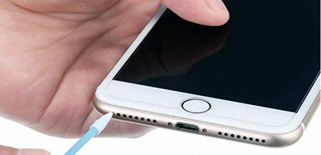 nettoyer le microphone ou les ports micro de l'iPhone