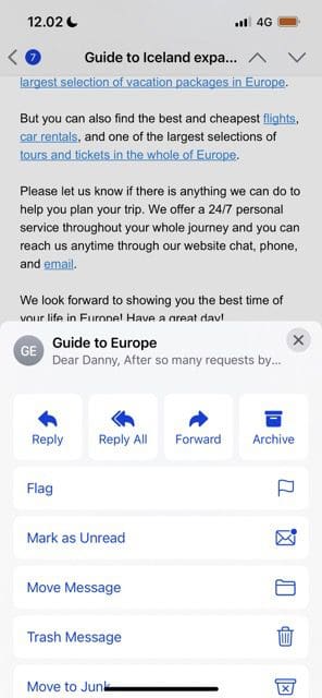 मेल ऐप में संदेश का जवाब देने का संकेत दिखाने वाला स्क्रीनशॉट