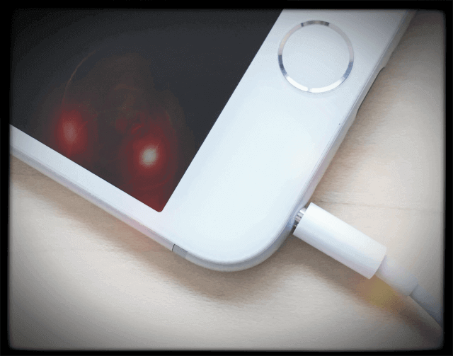 Hvordan fikse iPhone som sitter fast i hodetelefonmodus