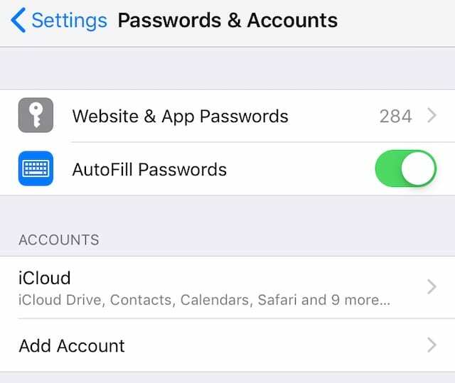 Password di siti Web e app in iOS