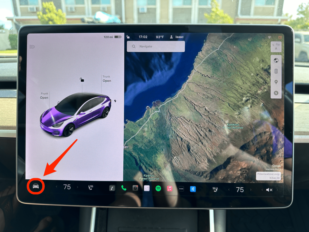 כדי לכבות את הטסלה שלך באופן ידני, שב במכונית והקש על סמל המכונית בפינה השמאלית התחתונה של התצוגה.