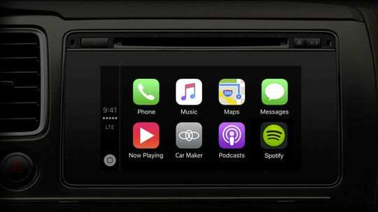Aplicația Spotify pe tabloul de bord Apple CarPlay
