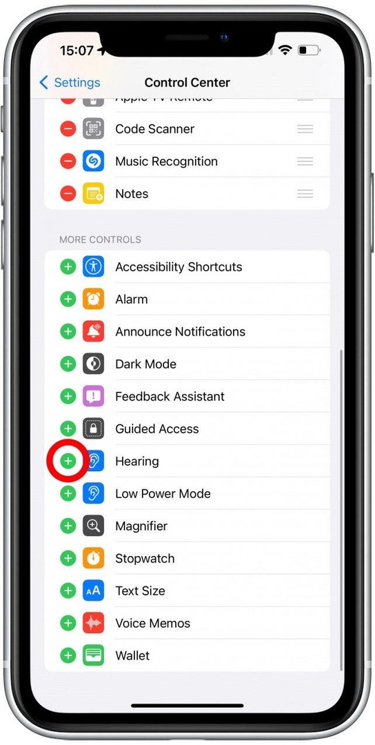 Keresse meg a Hallás elemet, és koppintson a + ikonra 